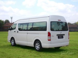 Hiace Commuter