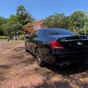 Mercedes Benz E300