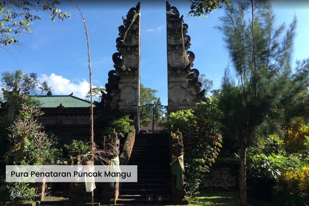 Pura Penataran Puncak Mangu - Pura Kancing Gumi – Pura Luhur Giri Kusuma