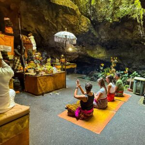 Kereban Langit Temple: Sacred Cave & Spring in Bali
