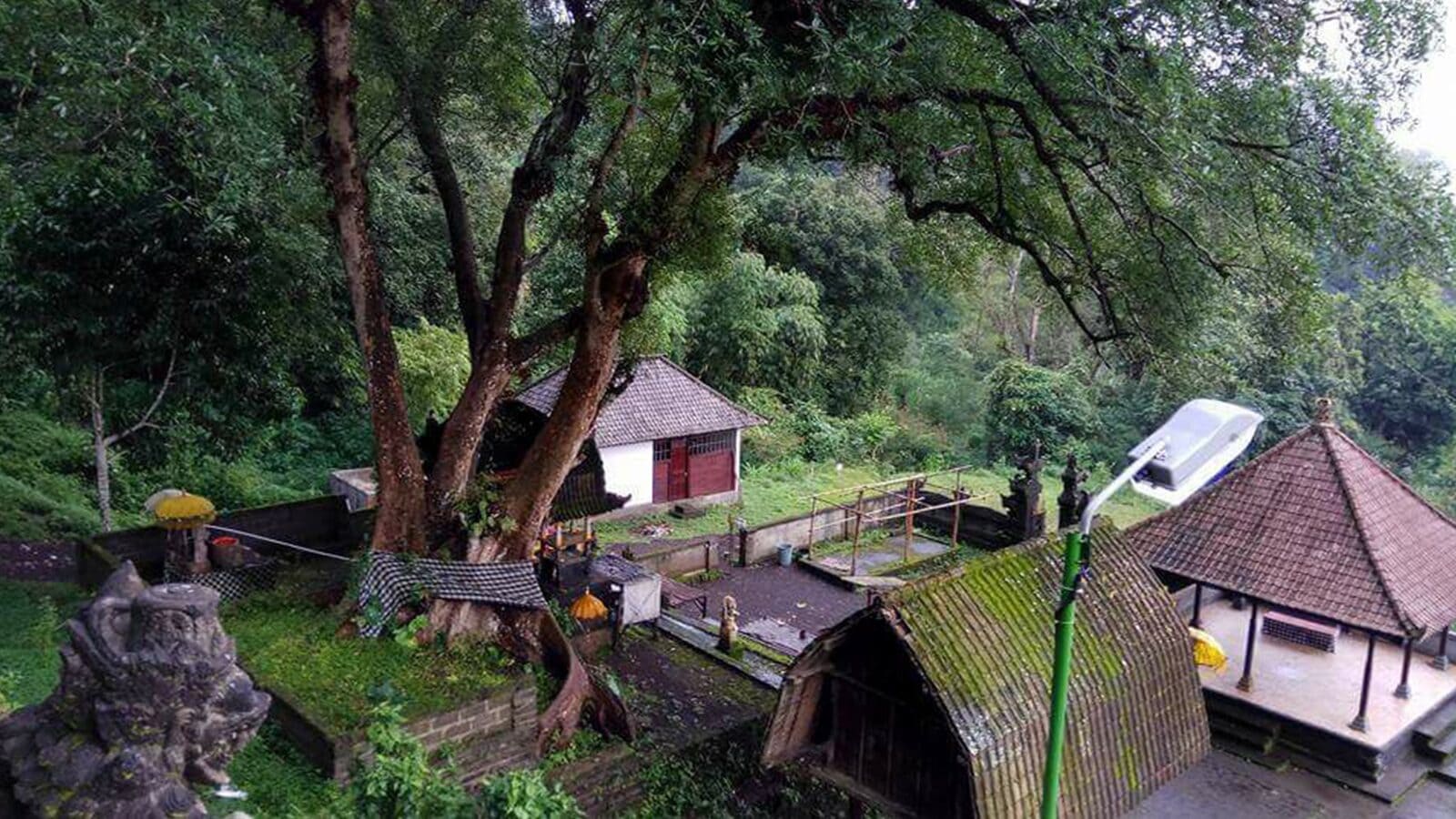 pura-pejenengan-tap-sai-karangasem_02
