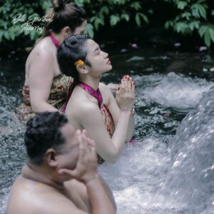 Mengening Water Spring: Chakra Balancing & Mental Clarity