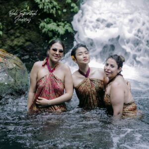 Mengening Water Spring: Chakra Balancing & Mental Clarity