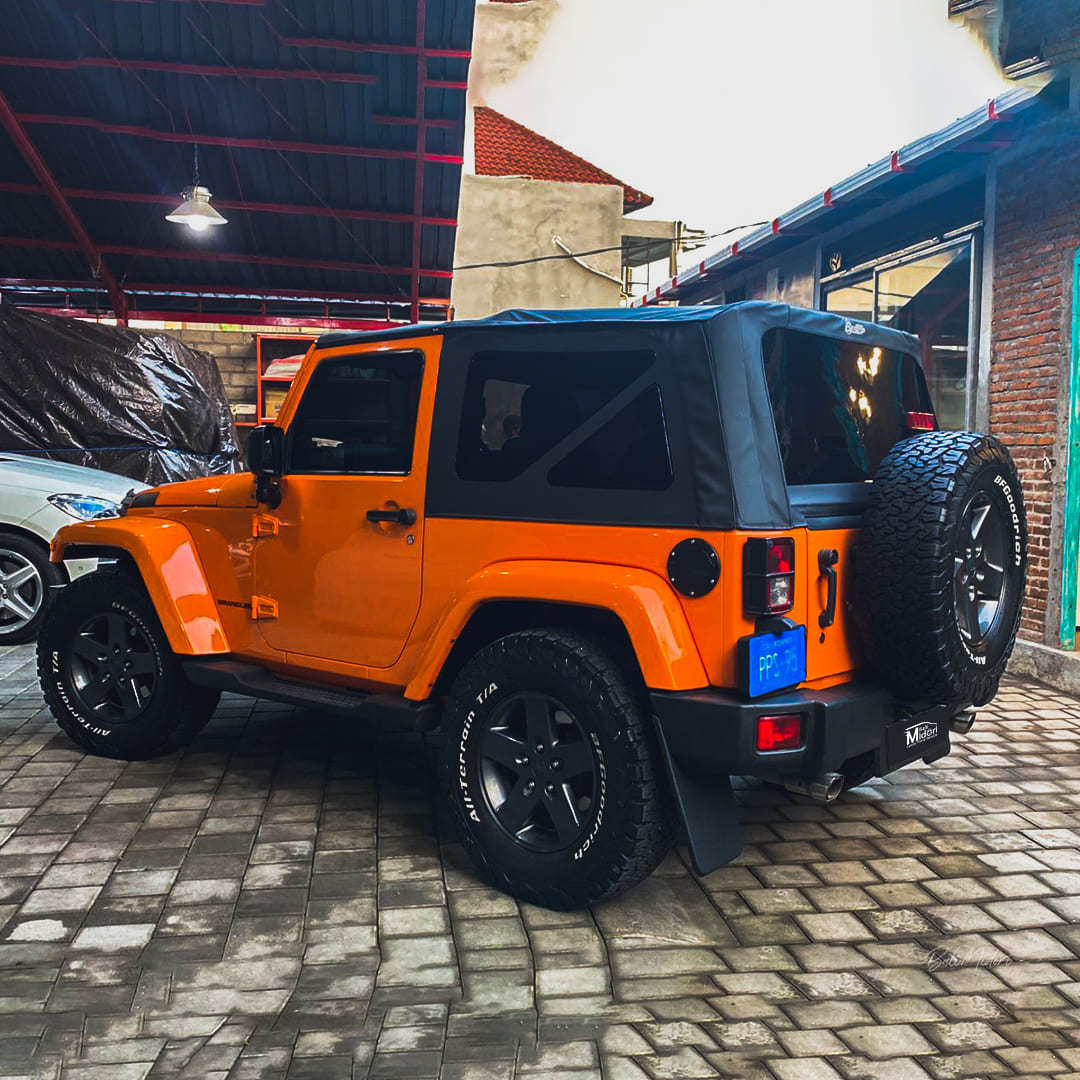 Jeep Wrangler Sport - Airport Transfer, Shuttle Bus Group, Tour, Car Rental