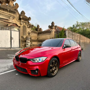 BMW F30 Red