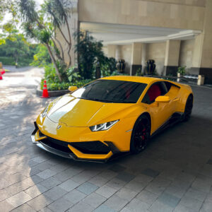 Lamborghini Huracan Yellow