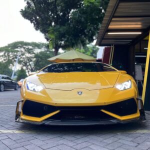 Lamborghini Huracan Yellow