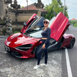 McLaren 720S in Bali