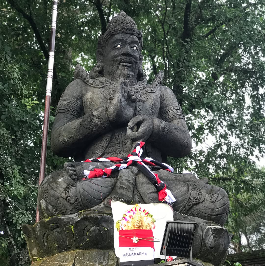 PURA MEDANG KEMULAN 4 IG @bagusmadebhaskara