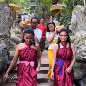 Taman Beji Griya Waterfall: Bali’s Sacred Retreat for Spiritual Cleansing
