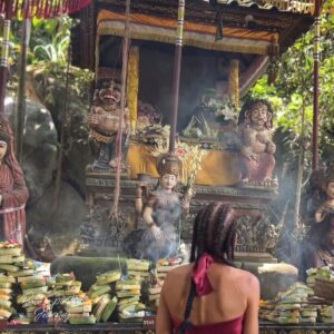 Taman Beji Griya Waterfall: Bali’s Sacred Retreat for Spiritual Cleansing