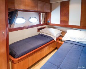 Burjuman – Fly-Bridge Super Yacht