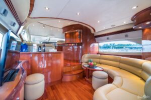 Burjuman – Fly-Bridge Super Yacht