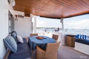 Haruku – Mega Catamaran 73 Ft