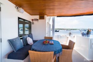 Haruku – Mega Catamaran 73 Ft