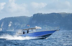 Inami – Luxury Sport Vessel 35.10 Ft