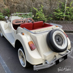 Marvia Classic White (Red Interior)