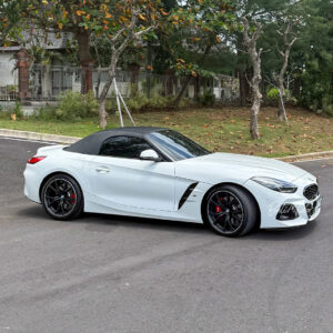 BMW Z4 Roadster (2025) – Alpine White