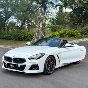 BMW Z4 Roadster (2025) – Alpine White