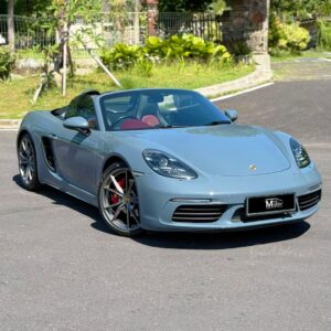 Porsche 718 Spyder Cayman (2017) – Agate Grey Metallic