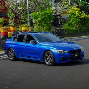 BMW Blue 330i