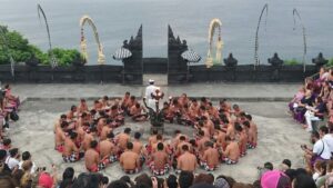 Bali GWK & Uluwatu Tour – Watersports, Garuda Wisnu Kencana & Kecak Dance