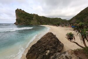 Nusa Penida Day Tour – Kelingking Beach, Diamond Beach & Tree House