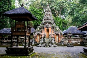 Ubud Day Tour Bali – Temples, Waterfalls & Monkey Forest Adventure