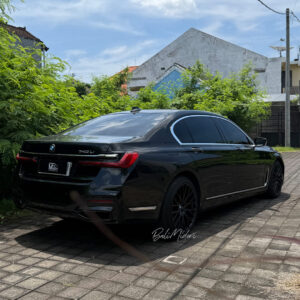 BMW 740Li Black