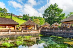 Tirta Empul Temple Bali: Complete Guide to the Water Purification Ceremony
