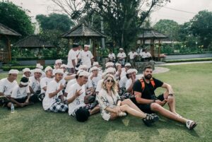 Bali Midori Coordinates a 6-Day Bali Group Journey for Paradise Travel from Greece